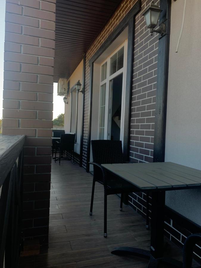 Relax Complex Hotel Boryspilʼ Exterior foto